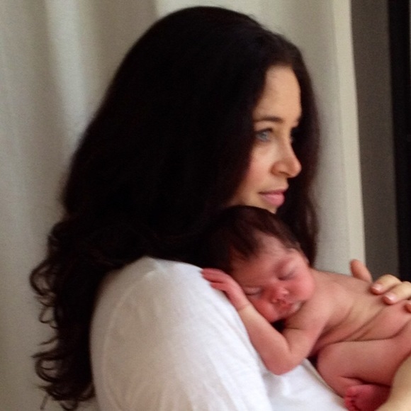 Meet your Posher, HI! I’m Meg - Picture 3 of 12